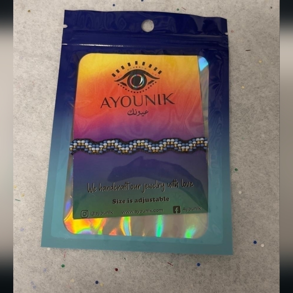 NWT Ayounik Air Beaded Bracelet